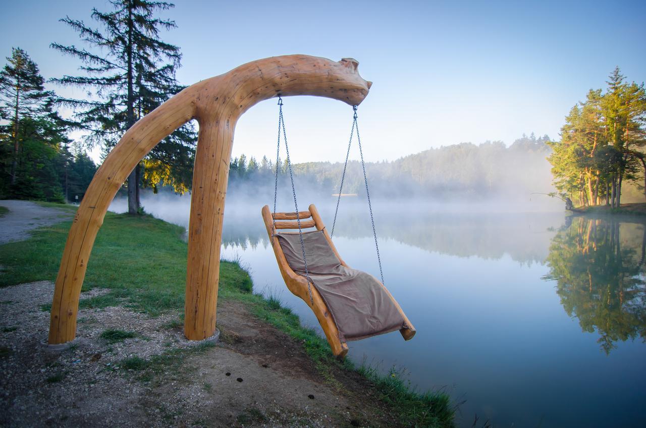 Glamping Lake Bloke Nova Vas  ภายนอก รูปภาพ
