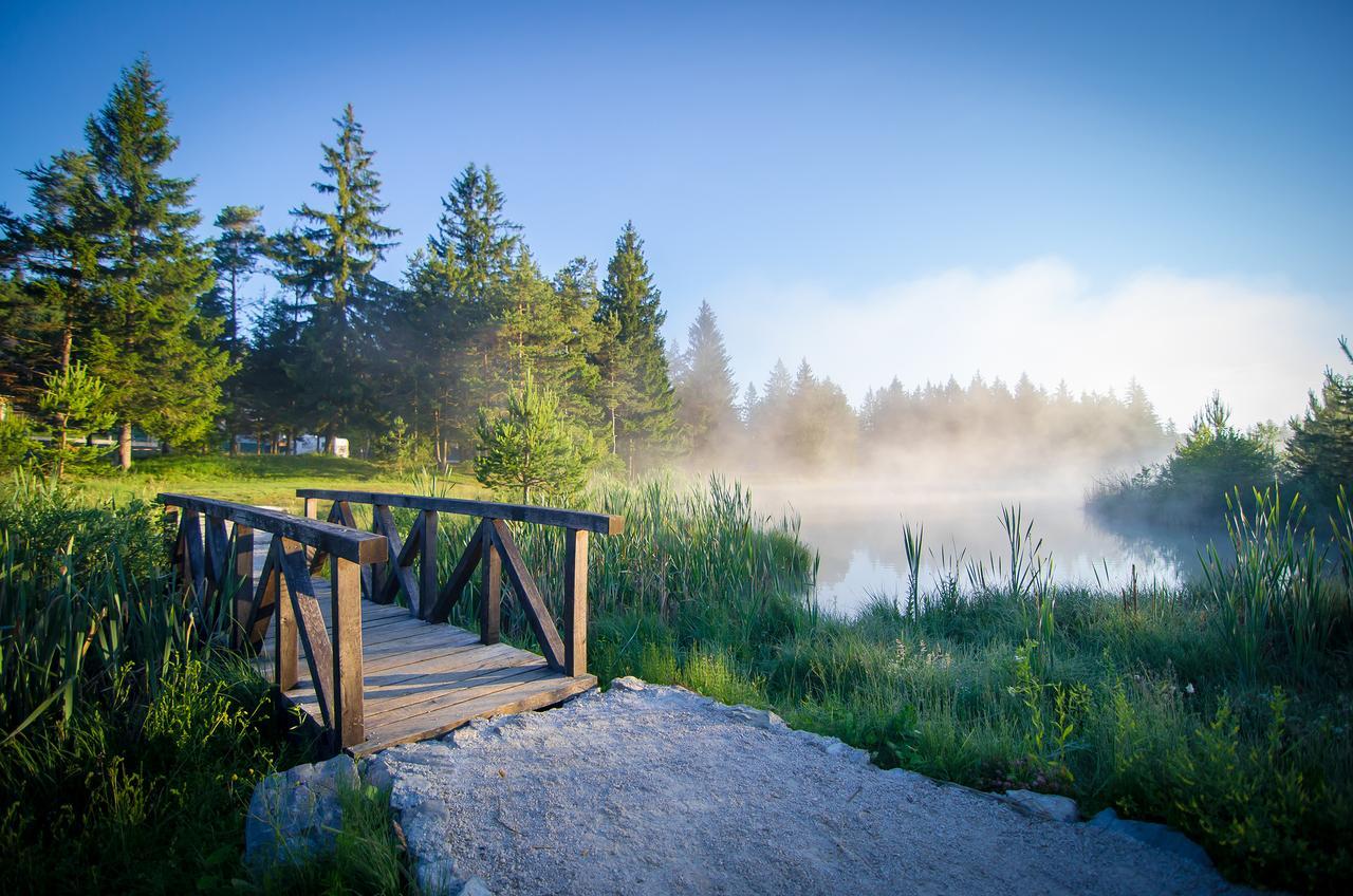 Glamping Lake Bloke Nova Vas  ภายนอก รูปภาพ