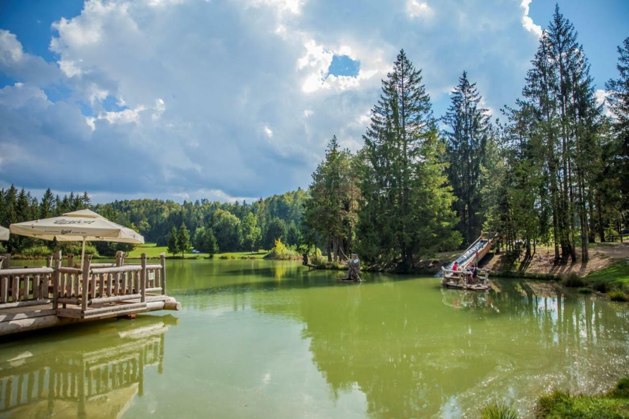 Glamping Lake Bloke Nova Vas  ภายนอก รูปภาพ